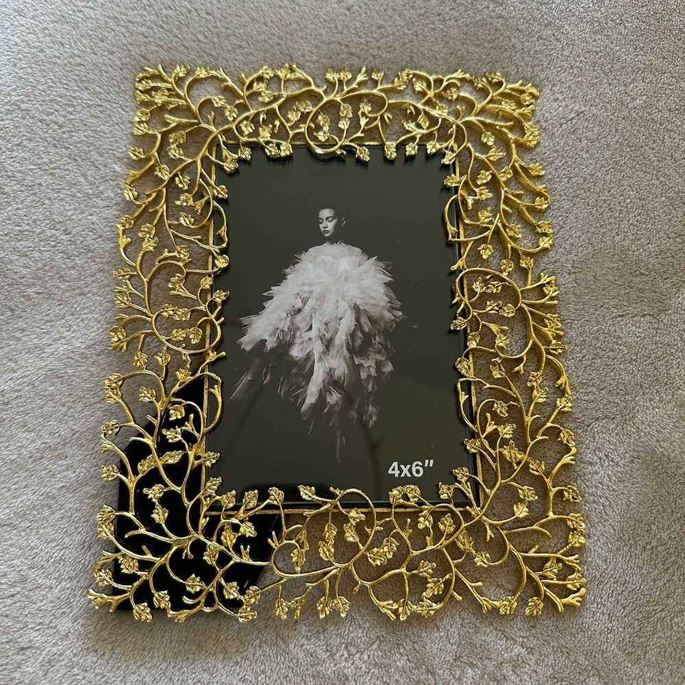 Addison Ross Gold Ornate Photo Frame